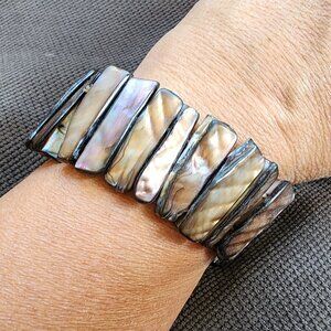 Claire's Plastic Iridescent Shell Stretch Bracelet